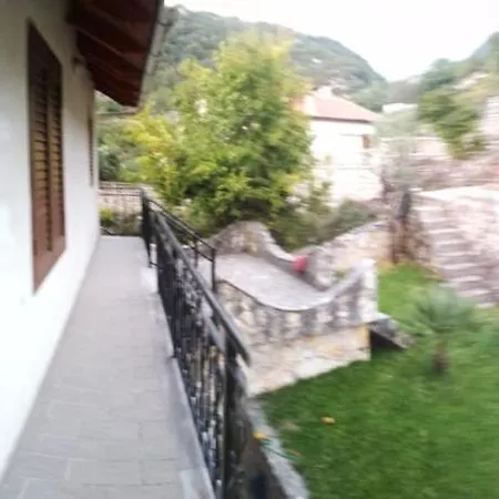 Amet Moraci * Dukat
